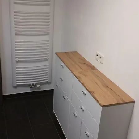 Sandra Apartment Hockenheim