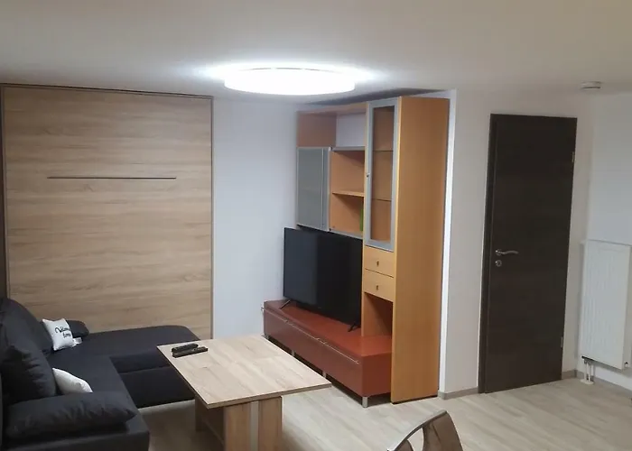 Sandra ホッケンハイム